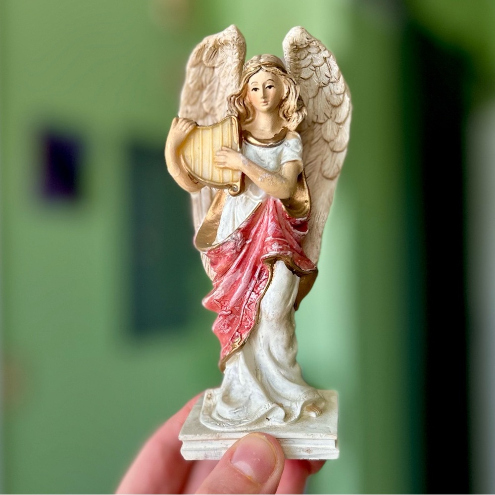 VTG Textured Elegant Angel Playing Harp Instrument Faith Based Figurine Art